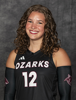 Gabby Bozzay head Shot
